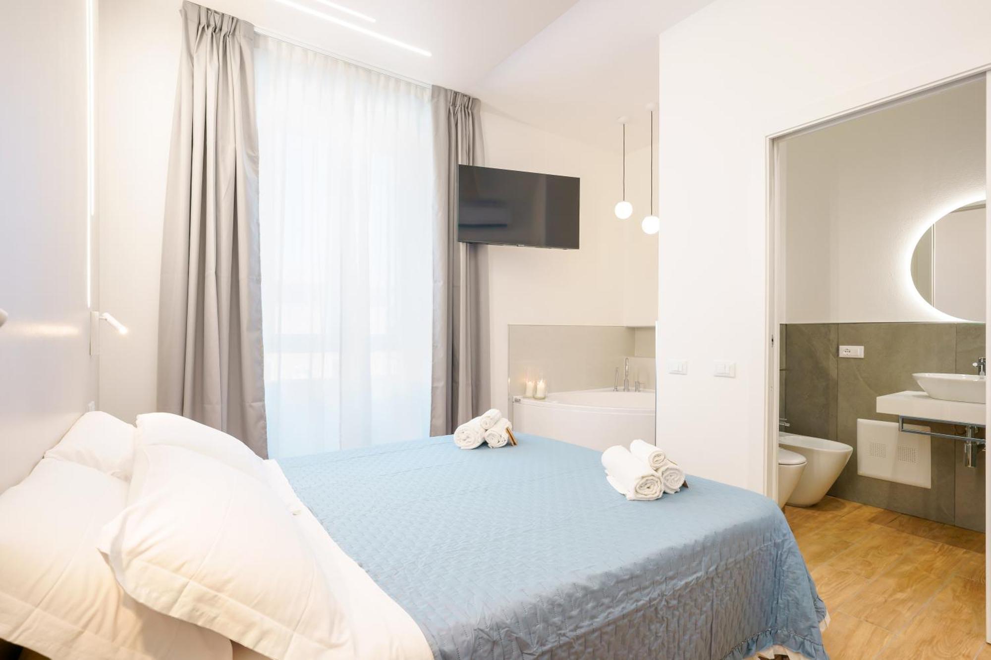 Aqua Comfort Rooms - Eja Sardinia Cagliari Exterior photo